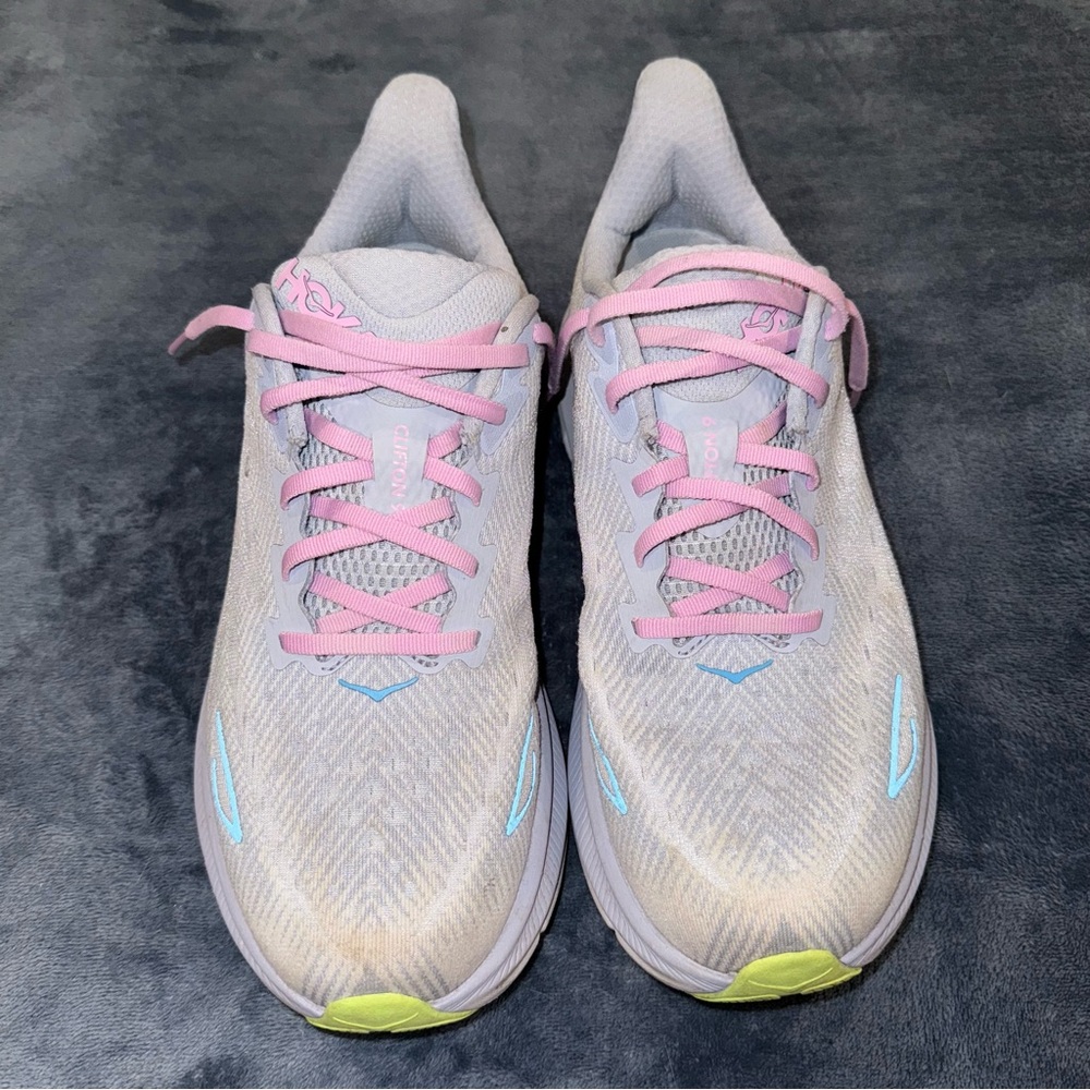 Hoka Clifton 9 Gull Sea Ice Size 10.5 D Wide Women’s